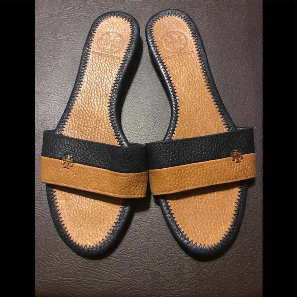 Tory Burch sandals🌺